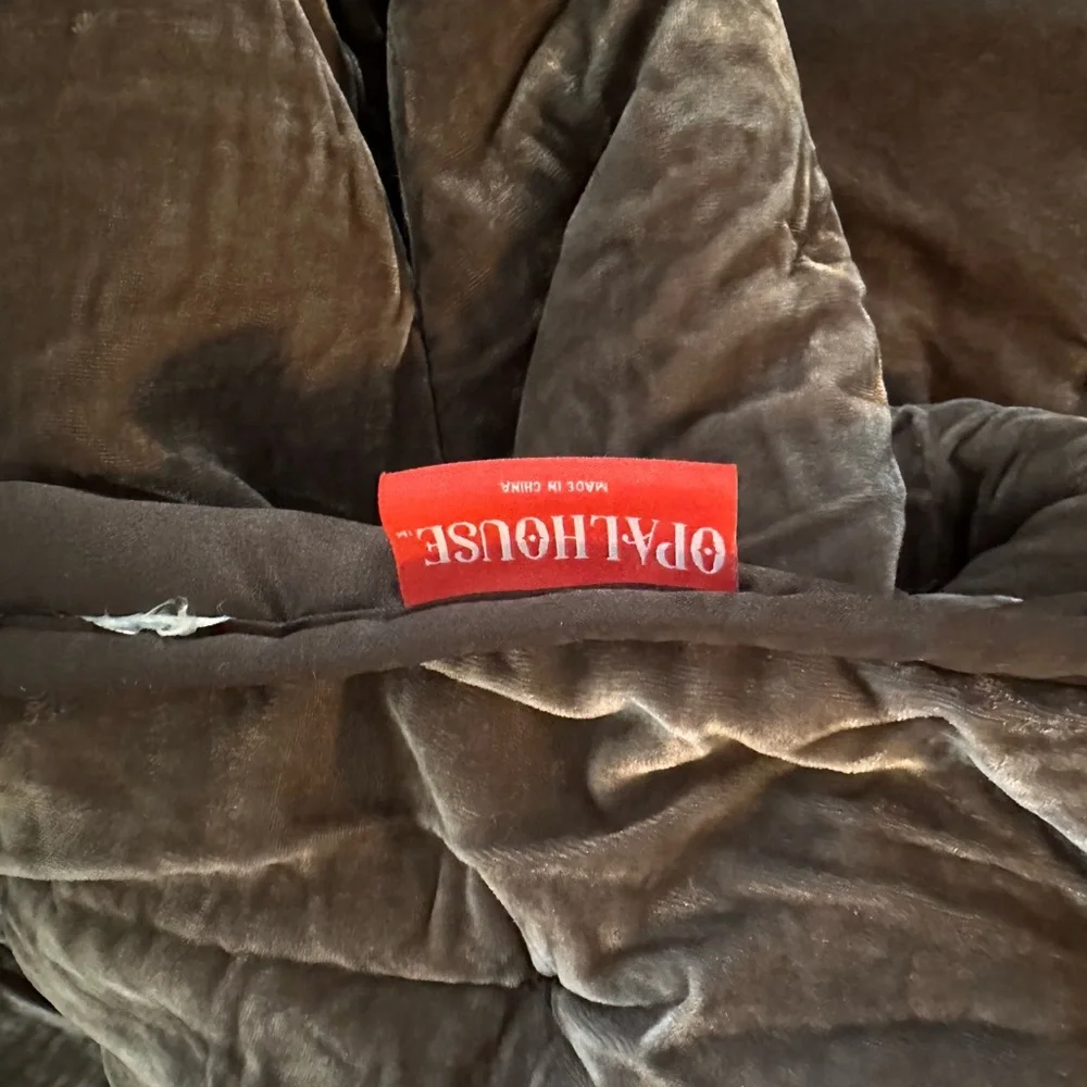 Opalhouse brown velvet king comforter with 2 standard shams - Picture 3 of 4